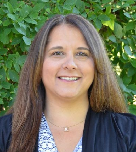 portrait photo of kim poole