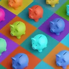 Multicolored piggy banks on multicolored squares